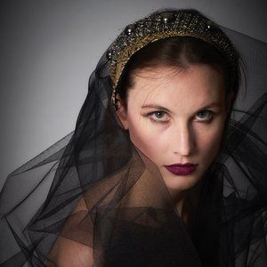 Cru Moderne Gold/Black lamé headband